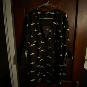 Frenchies on classic car top